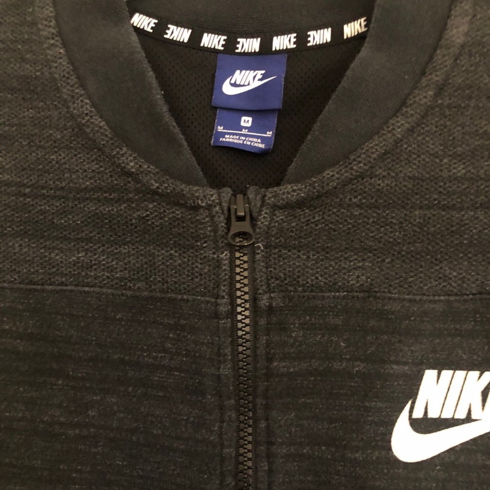 Nike Jacket - Picture 3 of 3